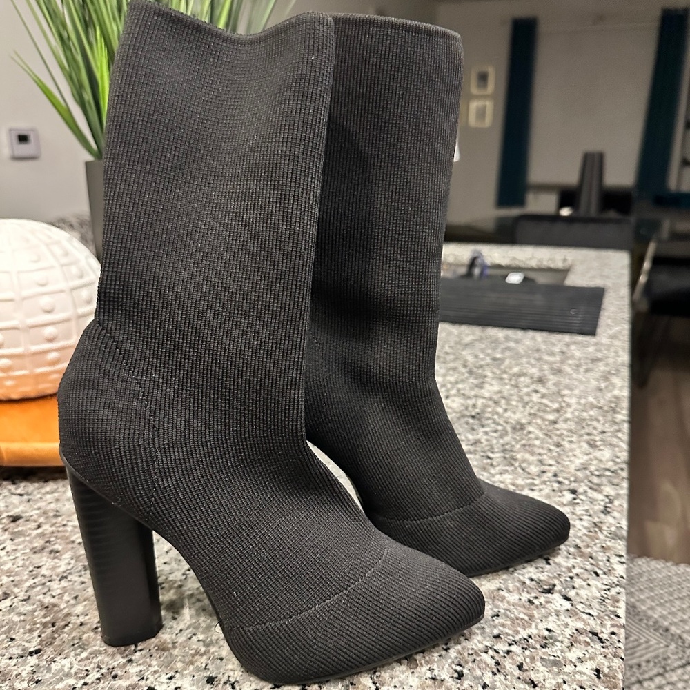 Heel boots